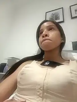 Snapshot of Keyler_True18 chatting on March 1, 2025, 12:07 am Keyler True18 online show from March 1, 2025, 12:07 am