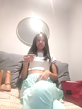 Snapshot of Keyler_True18 chatting on March 5, 2025, 9:48 pm Keyler True18 online show from March 5, 2025, 9:48 pm