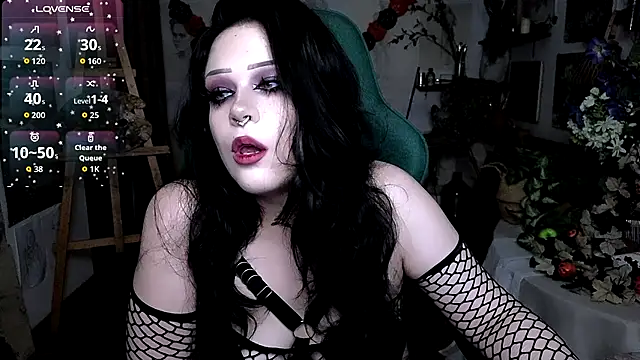 Snapshot of Rouz_Farrel chatting on October 8, 2025, 11:30 am Rouz Farrel online show from October 8, 2025, 11:30 am