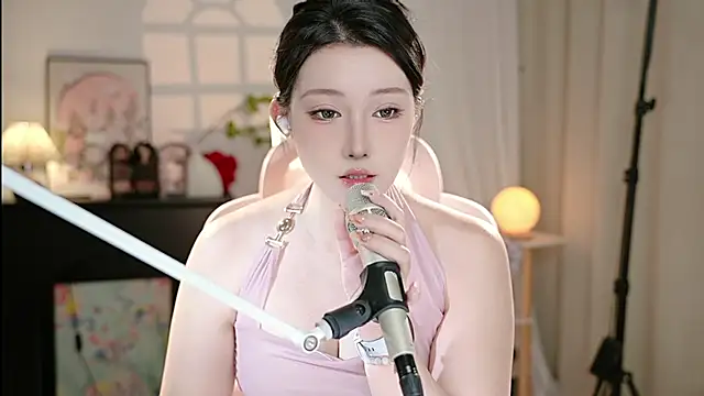 Snapshot of Dou-Dou-er chatting on September 29, 2025, 12:21 pm Dou-Dou-er online show from September 29, 2025, 12:21 pm
