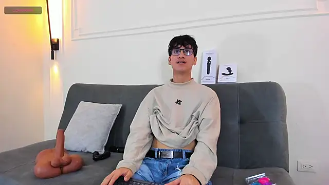 Cum hunters online show from November 27, 2025, 3:19 am