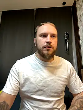  XxX-XxX  online show from September 23, 2025, 5:49 pm