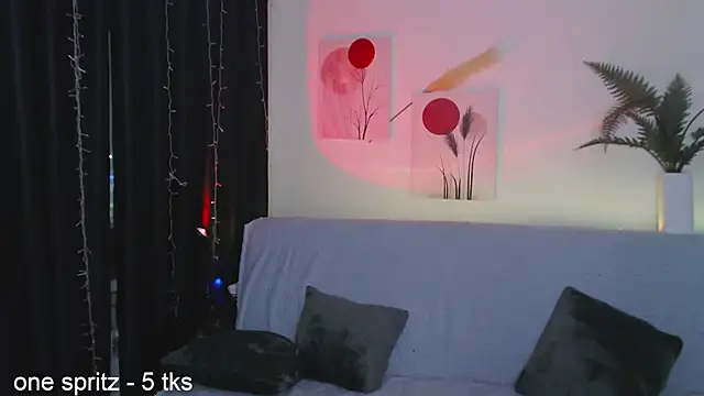 miuri miy online show from February 2, 2025, 7:14 pm