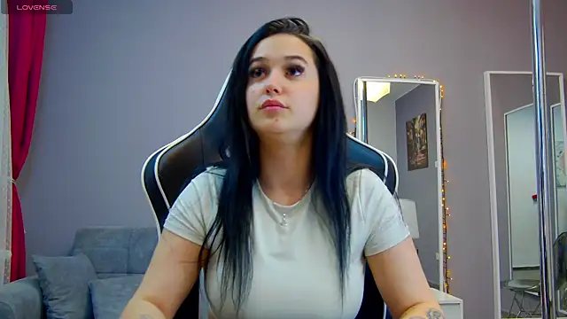 Snapshot of Eva_Lovvia_ chatting on March 20, 2025, 7:25 pm Eva Lovvia  online show from March 20, 2025, 7:25 pm