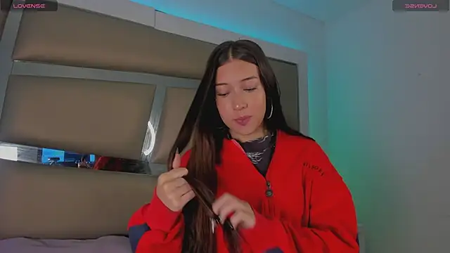 Snapshot of Princess_tokyo chatting on January 31, 2025, 12:40 pm Princess tokyo online show from January 31, 2025, 12:40 pm