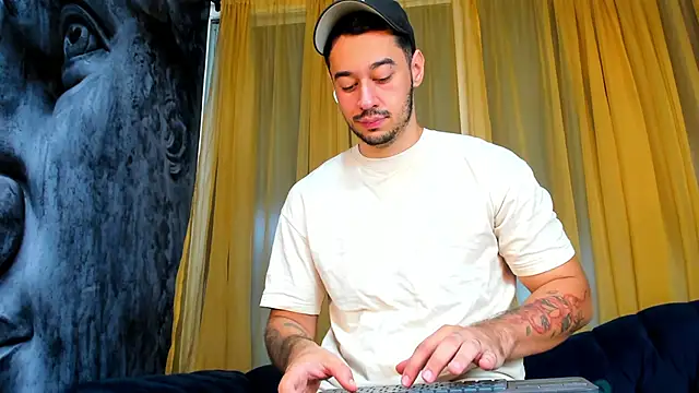 Salvatore costa online show from March 21, 2025, 10:06 pm