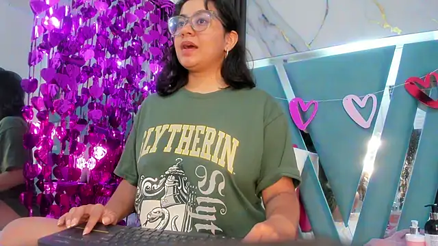 miilaklum online show from February 17, 2025, 6:48 pm