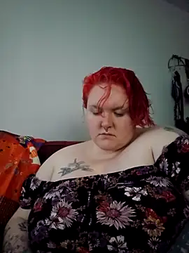 CorgiGodez98 online show from October 21, 2025, 11:16 pm