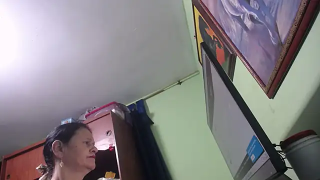 jazmin mature  online show from February 23, 2025, 12:16 pm