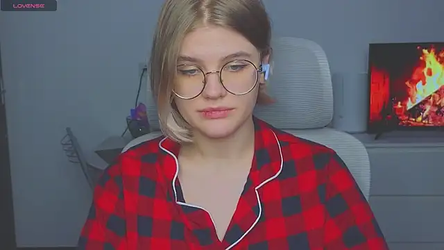 Snapshot of _JessieVibes chatting on February 13, 2025, 8:03 pm JessieVibes online show from February 13, 2025, 8:03 pm