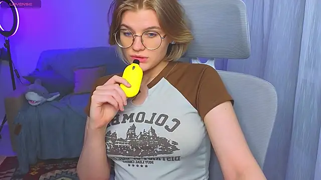 Snapshot of _JessieVibes chatting on March 11, 2025, 7:14 pm JessieVibes online show from March 11, 2025, 7:14 pm