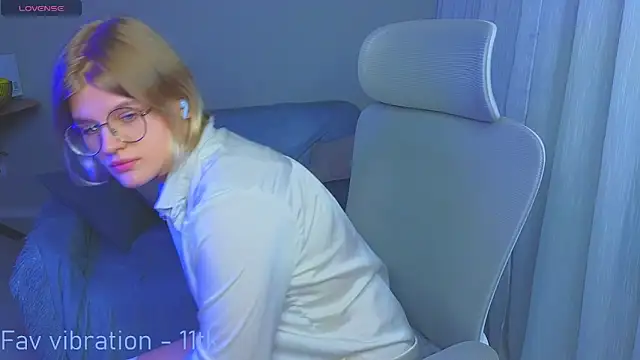 Snapshot of _JessieVibes chatting on March 20, 2025, 7:25 pm JessieVibes online show from March 20, 2025, 7:25 pm