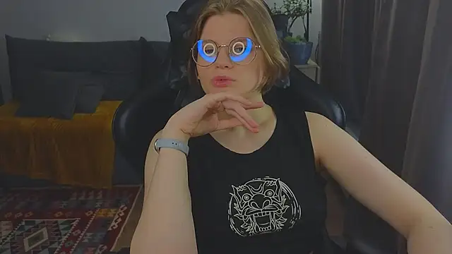 Snapshot of _JessieVibes chatting on October 15, 2025, 12:38 pm JessieVibes online show from October 15, 2025, 12:38 pm