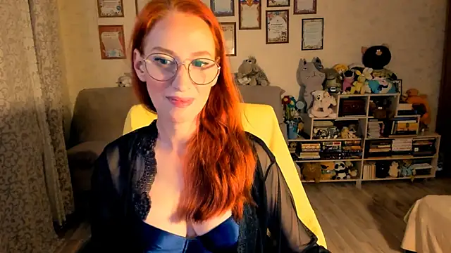 red rocco online show from September 26, 2025, 4:00 pm