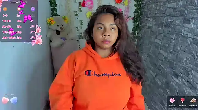 Snapshot of naty_jhonsom_ chatting on March 7, 2025, 6:24 am naty jhonsom online show from March 7, 2025, 6:24 am