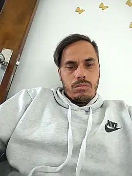 marquesgostoso40 online show from November 22, 2025, 1:54 pm