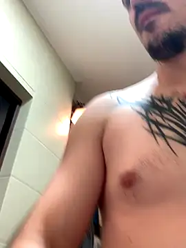 Snapshot of AssHunter4k chatting on November 11, 2025, 8:36 am AssHunter4k online show from November 11, 2025, 8:36 am