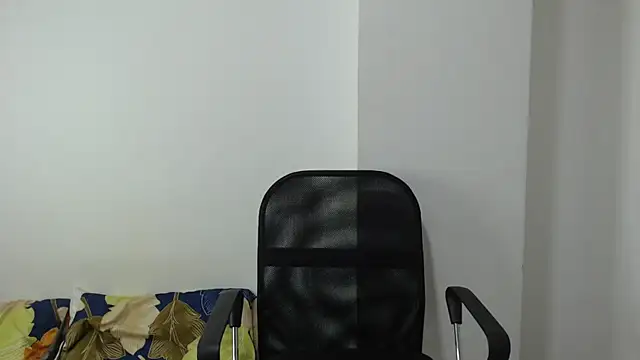 Snapshot of Aleex_Miller chatting on September 27, 2025, 7:35 am Aleex Miller online show from September 27, 2025, 7:35 am