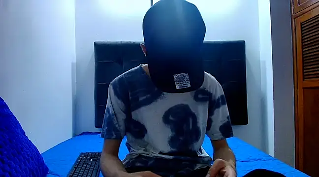 Snapshot of wolfandsky chatting on March 20, 2025, 11:38 am wolfandsky online show from March 20, 2025, 11:38 am