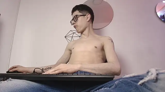 Snapshot of wolfandsky chatting on September 14, 2025, 11:42 am wolfandsky online show from September 14, 2025, 11:42 am