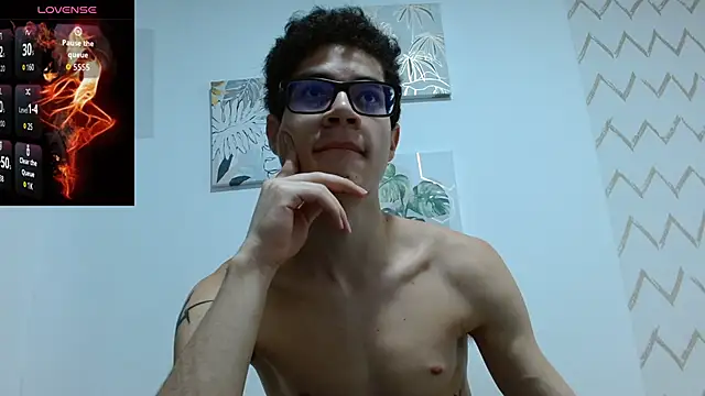 Snapshot of wolfandsky chatting on November 11, 2025, 10:59 am wolfandsky online show from November 11, 2025, 10:59 am