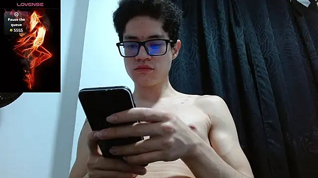 Snapshot of wolfandsky chatting on November 14, 2025, 11:42 am wolfandsky online show from November 14, 2025, 11:42 am