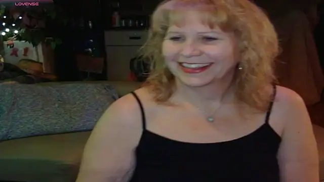 Snapshot of Badgirlpr2 chatting on March 15, 2025, 2:46 am Badgirlpr2 online show from March 15, 2025, 2:46 am