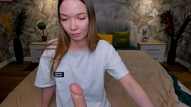 SusannJohnson online show from February 22, 2025, 6:17 am