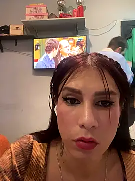 Snapshot of roussfantastic chatting on December 14, 2025, 7:03 am roussfantastic online show from December 14, 2025, 7:03 am