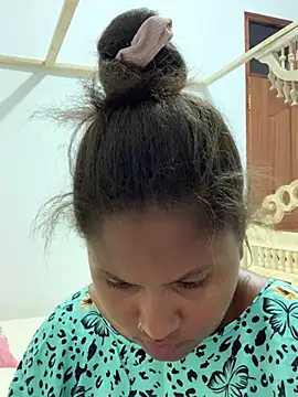 Snapshot of madell chatting on January 21, 2025, 6:02 pm madell online show from January 21, 2025, 6:02 pm