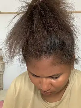 Snapshot of madell chatting on January 28, 2025, 2:53 am madell online show from January 28, 2025, 2:53 am