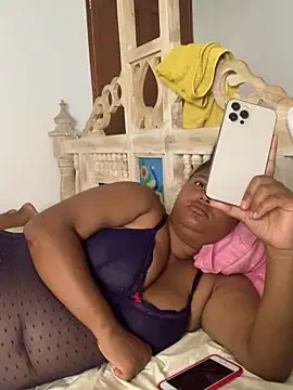 Snapshot of madell chatting on February 14, 2025, 2:50 am madell online show from February 14, 2025, 2:50 am