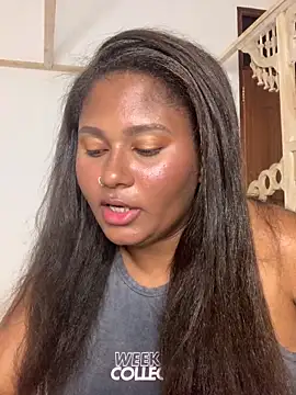 Snapshot of madell chatting on February 16, 2025, 7:27 pm madell online show from February 16, 2025, 7:27 pm