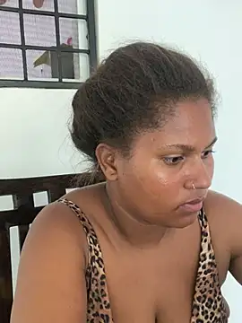 Snapshot of madell chatting on March 4, 2025, 12:22 pm madell online show from March 4, 2025, 12:22 pm