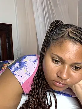 Snapshot of madell chatting on September 18, 2025, 2:35 am madell online show from September 18, 2025, 2:35 am