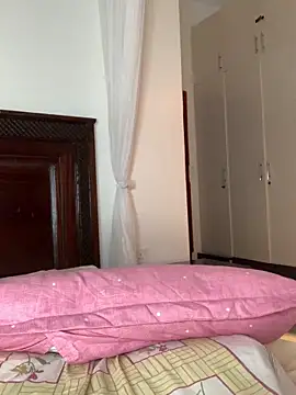 Snapshot of madell chatting on November 1, 2025, 2:57 am madell online show from November 1, 2025, 2:57 am