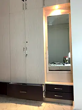 Snapshot of madell chatting on November 7, 2025, 6:24 am madell online show from November 7, 2025, 6:24 am