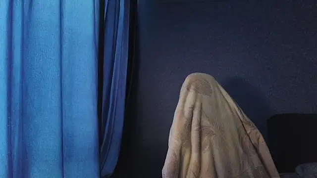 HotBrandyX online show from November 22, 2025, 4:11 am