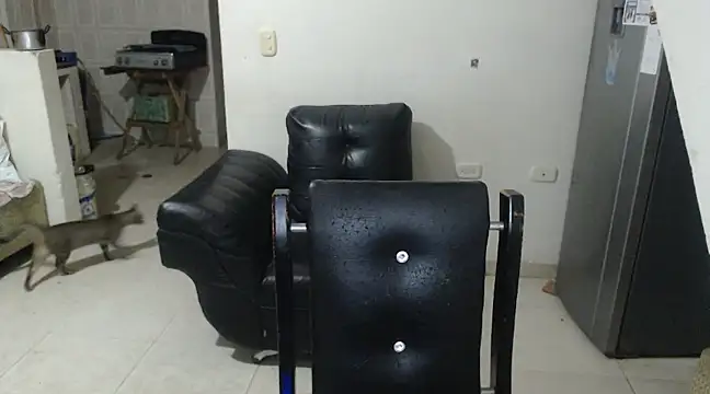 Yohis Kiut25 online show from March 5, 2025, 7:05 am