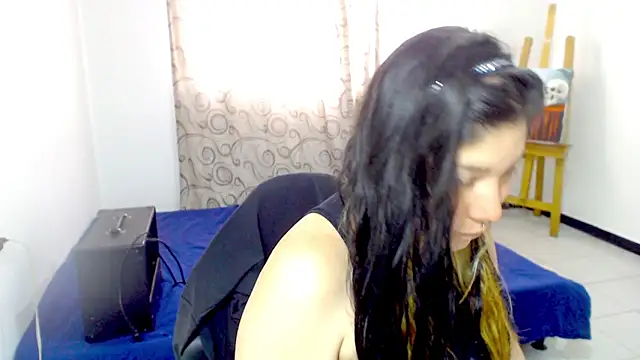 sharonnleon online show from October 6, 2025, 9:01 pm