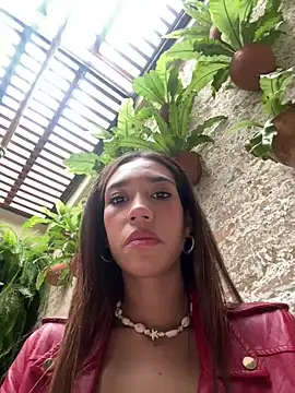 zoe storm online show from January 24, 2025, 8:32 pm