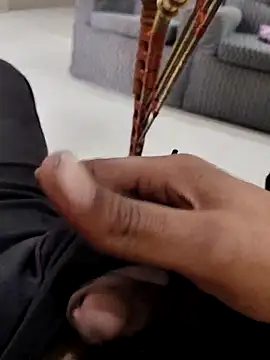 Snapshot of Danny88990@xh chatting on December 16, 2025, 10:09 am Danny88990xh online show from December 16, 2025, 10:09 am