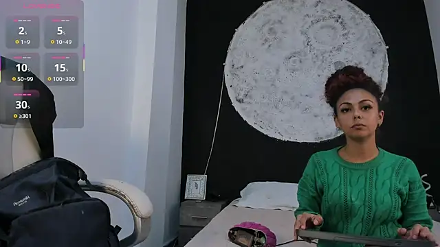 Snapshot of DalayMoore chatting on October 12, 2025, 7:46 pm DalayMoore online show from October 12, 2025, 7:46 pm