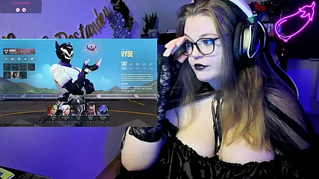 EveBaker04 online show from October 20, 2025, 12:16 pm