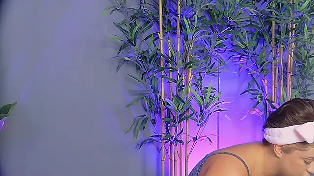 Snapshot of PatriciaSpice chatting on October 24, 2025, 4:42 am PatriciaSpice online show from October 24, 2025, 4:42 am