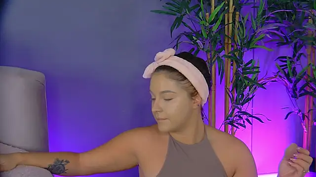 Snapshot of PatriciaSpice chatting on November 30, 2025, 2:59 am PatriciaSpice online show from November 30, 2025, 2:59 am