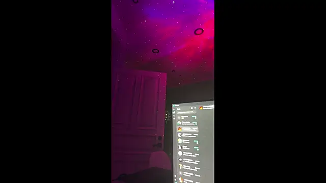 Snapshot of Ariana_lily_ chatting on October 14, 2025, 3:40 am Ariana lily online show from October 14, 2025, 3:40 am