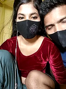 Snapshot of Hot_couple_1 chatting on September 28, 2025, 4:56 pm Hot couple 1 online show from September 28, 2025, 4:56 pm