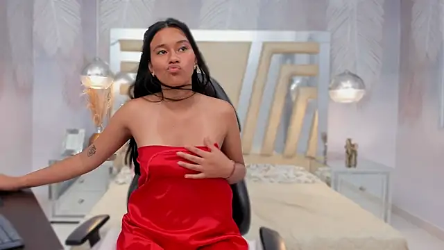 LIA SWAN  online show from February 6, 2025, 7:13 am