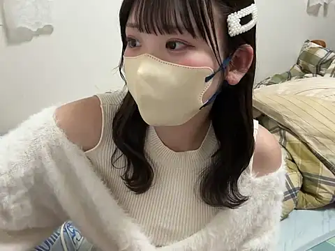 Snapshot of shina_mo_n_ch chatting on January 21, 2025, 2:15 pm shina mo n ch online show from January 21, 2025, 2:15 pm